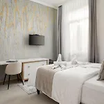 Magister Apartmanhaz *