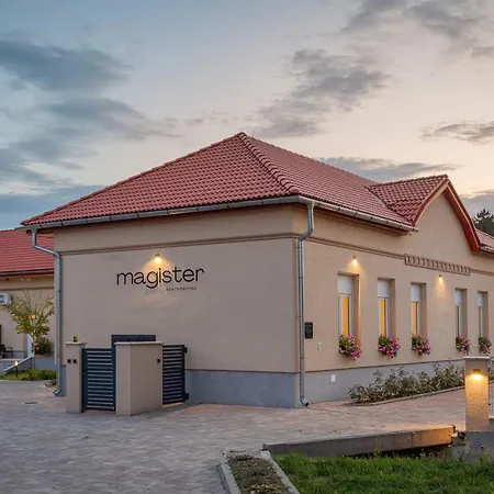 Magister Apartmanhaz Cserepfalu