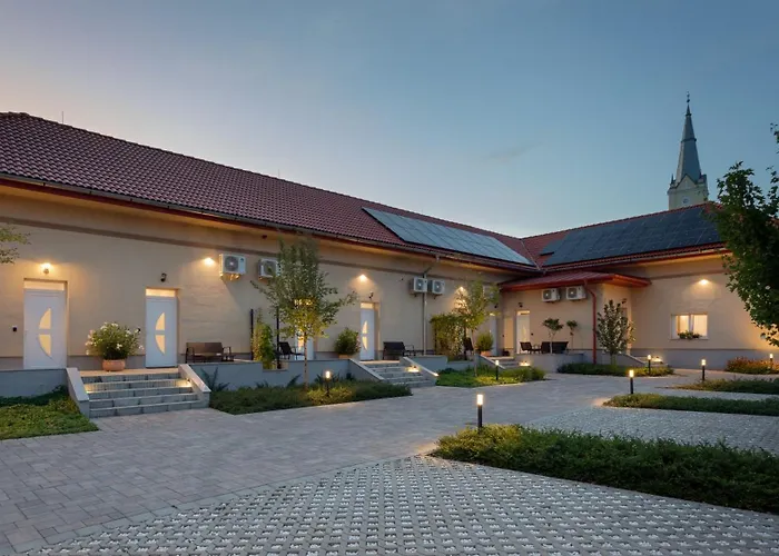 Magister Apartmanhaz Apartament Cserepfalu